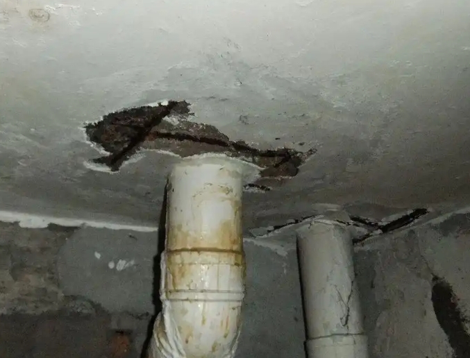 灞桥卫生间漏水维修公司浅析灞桥卫生间渗水维修的方法